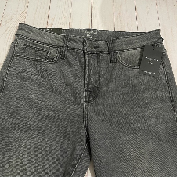 RISING SUN & CO. Forever Fit Mid Rise Skinny Jeans - Picture 3 of 8